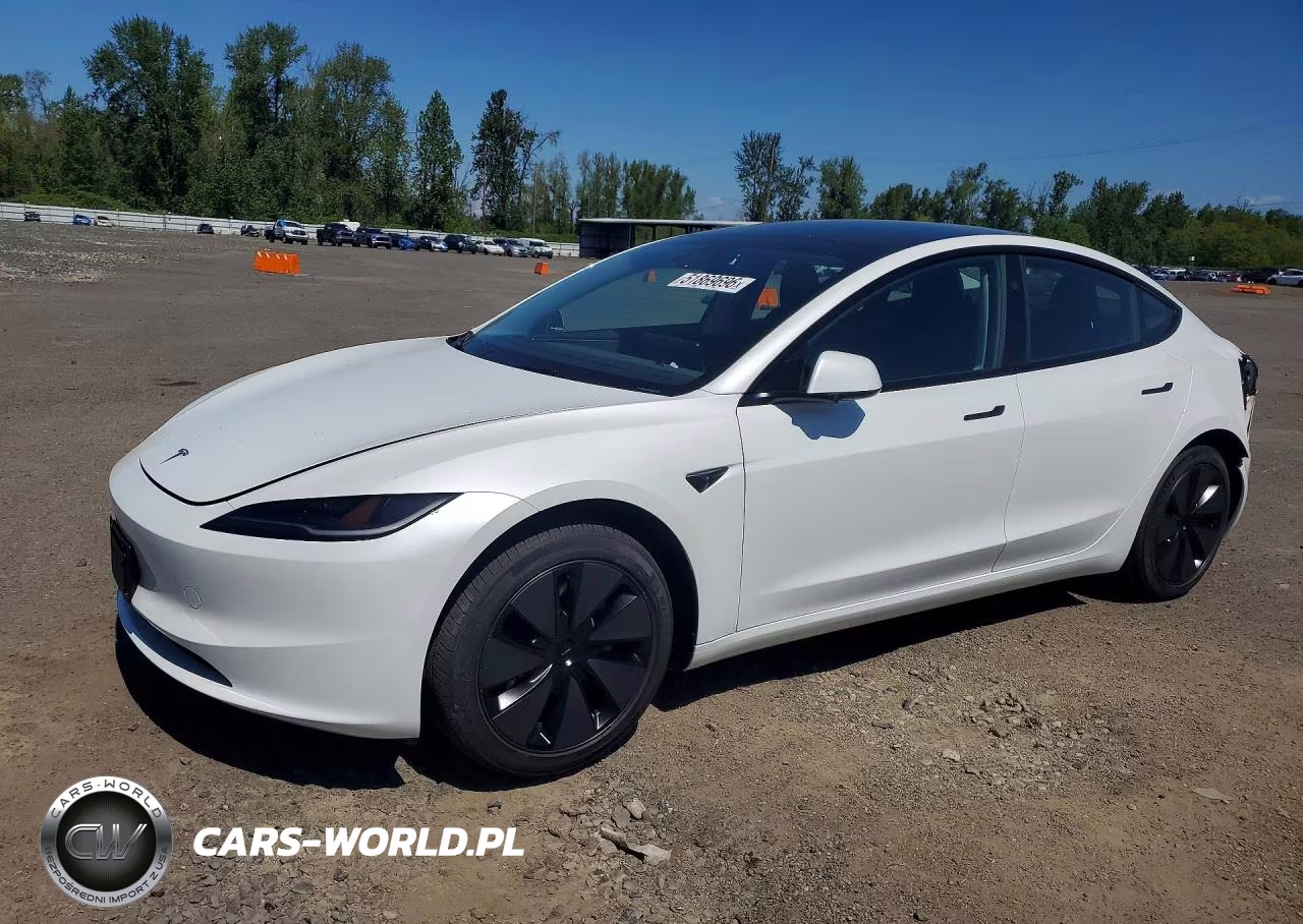 2025 Tesla Model 3 – zdjęcie 1 z 12