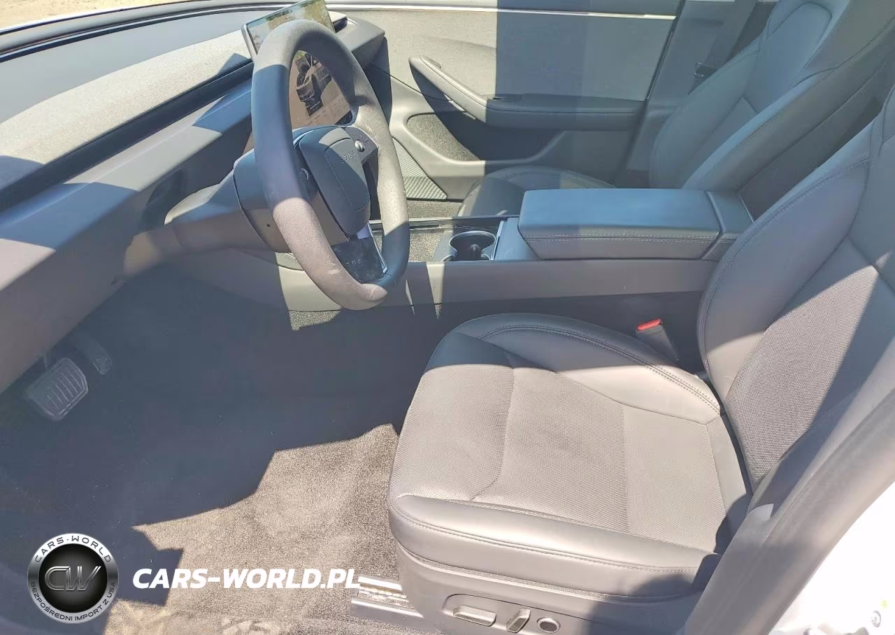 2025 Tesla Model 3 VIN:5YJ3E1EA4SF012422 - 7