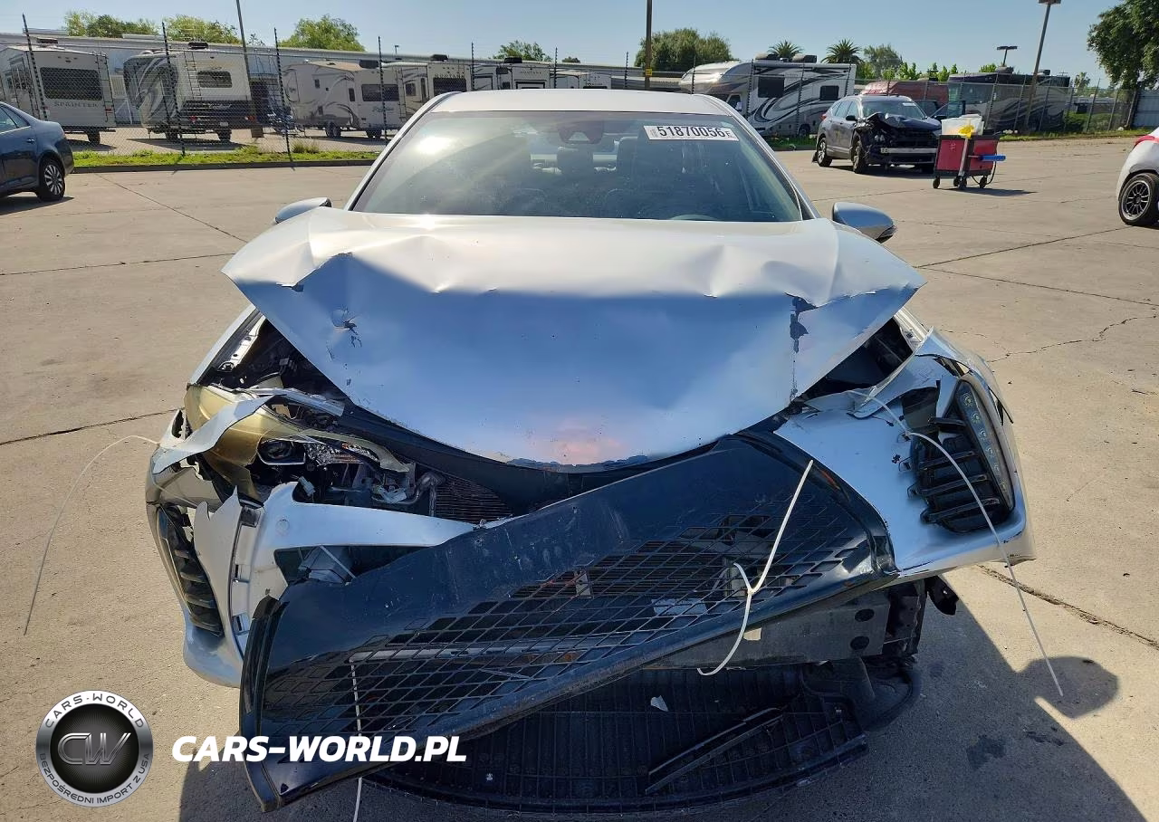 2018 Toyota Corolla Se VIN:2T1BURHE6JC003400 - 5