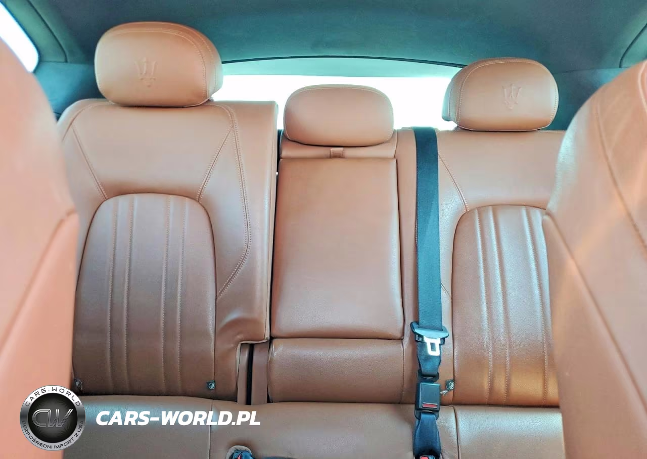2022 Maserati Levante Base VIN:ZN661XUAXNX393408 - 10