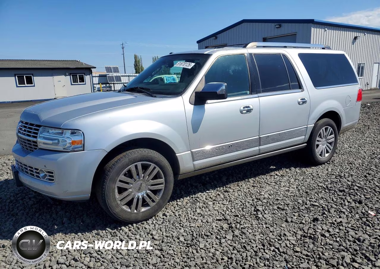 2011 Lincoln Navigator L