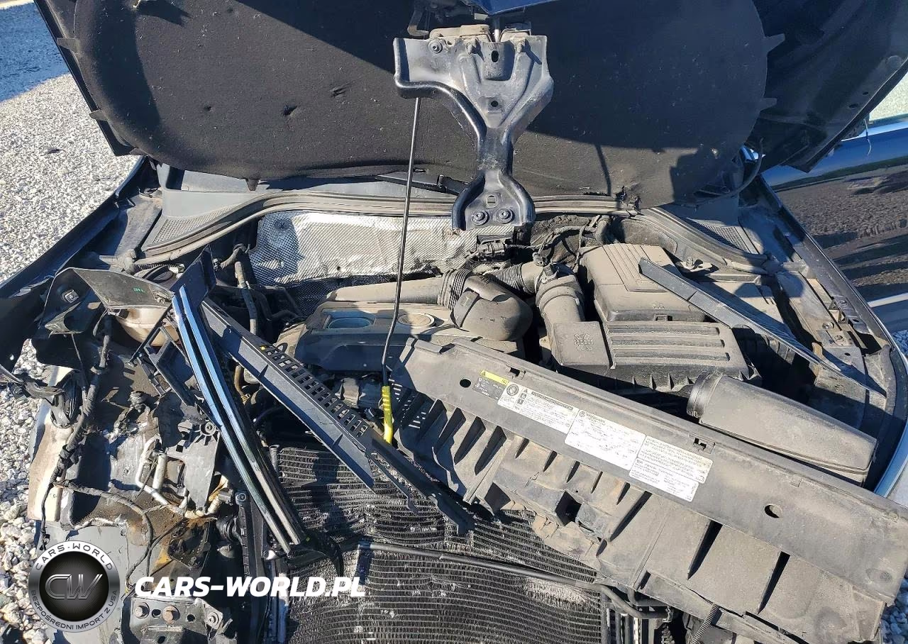 2017 Volkswagen Tiguan Wolfsburg VIN:WVGSV7AX3HK016218 - 12