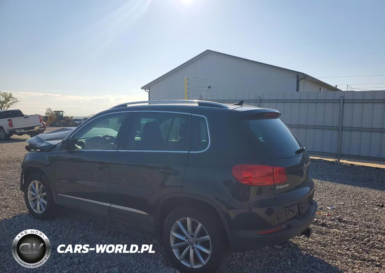 2017 Volkswagen Tiguan Wolfsburg VIN:WVGSV7AX3HK016218 - 2