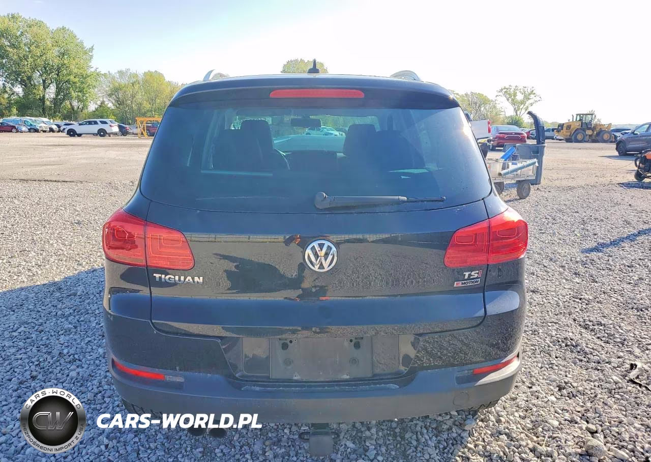 2017 Volkswagen Tiguan Wolfsburg VIN:WVGSV7AX3HK016218 - 6
