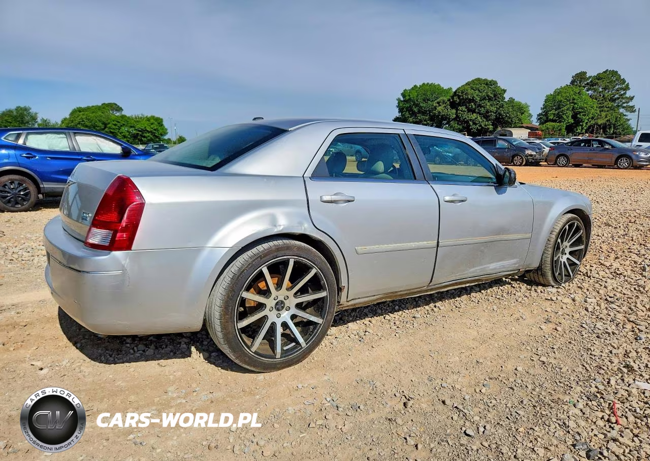 CHRYSLER 300 VIN:2C3KA53G17H828726 - 3