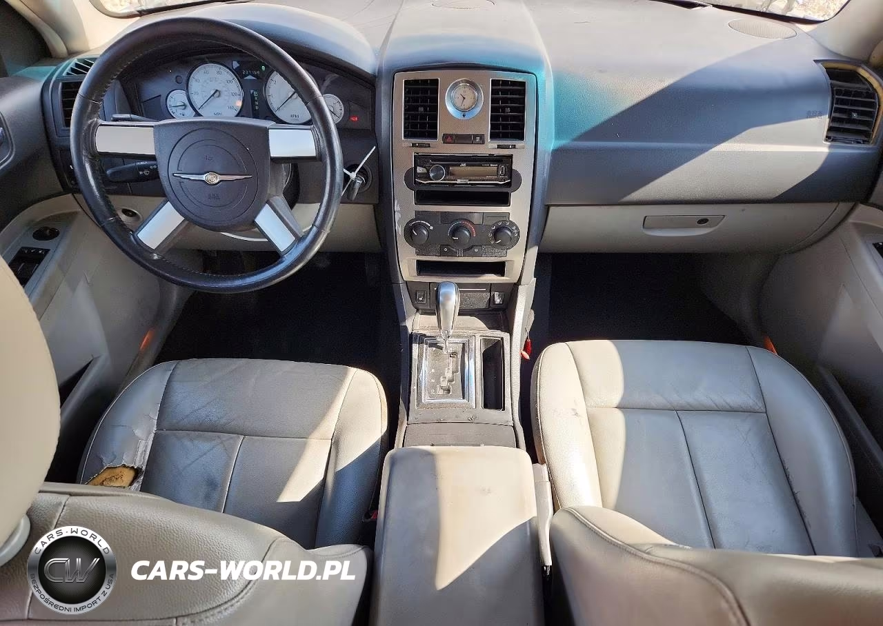 CHRYSLER 300 VIN:2C3KA53G17H828726 - 8