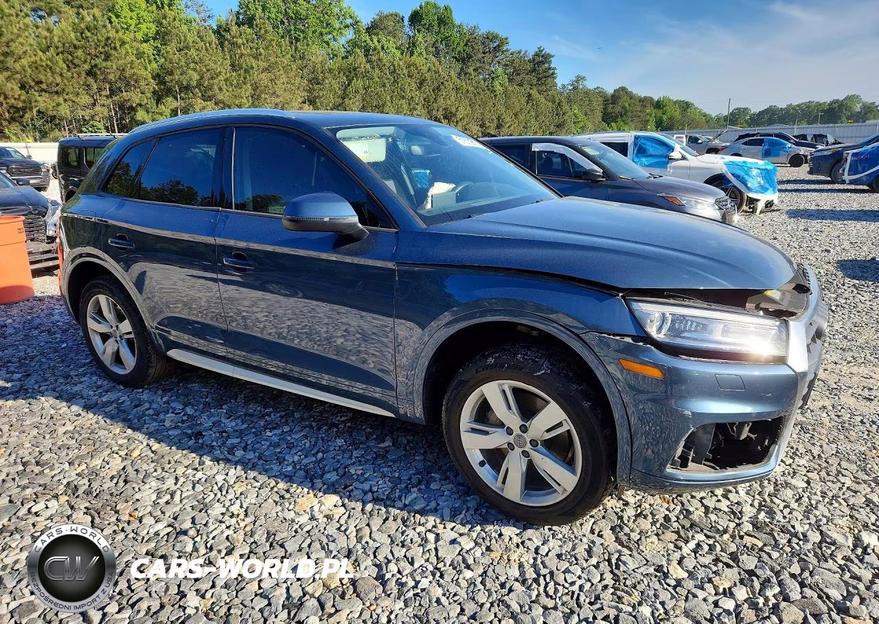2018 Audi Q5 Premium VIN:WA1ANAFY0J2134242 - 4