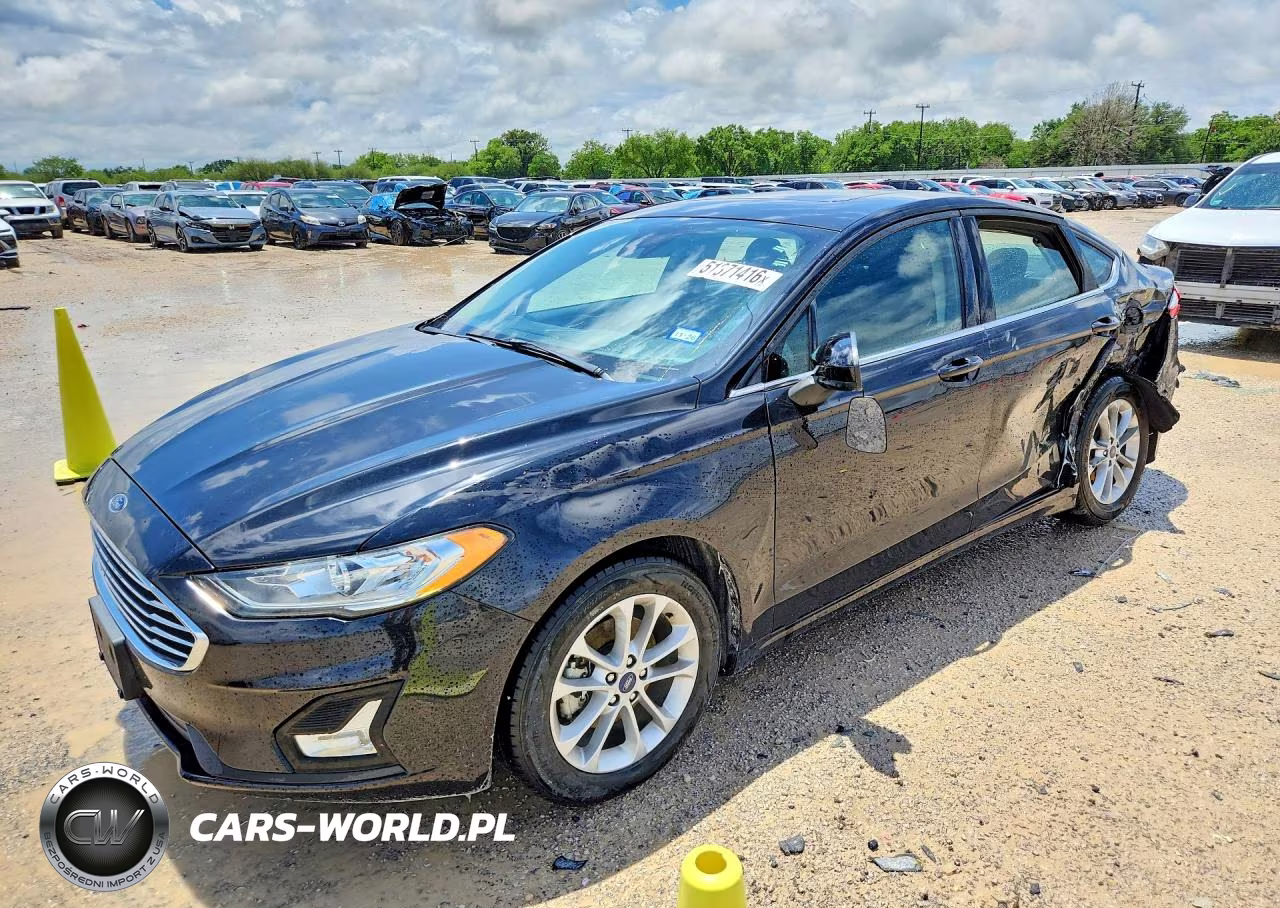 2020 Ford Fusion Se