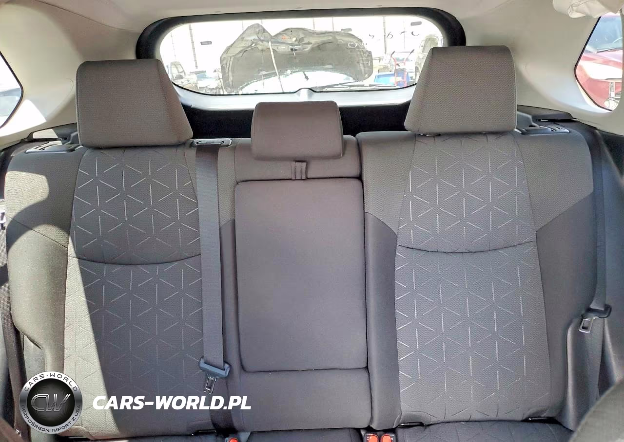 2021 Toyota Rav4 Xle VIN:2T3P1RFV1MC195029 - 10