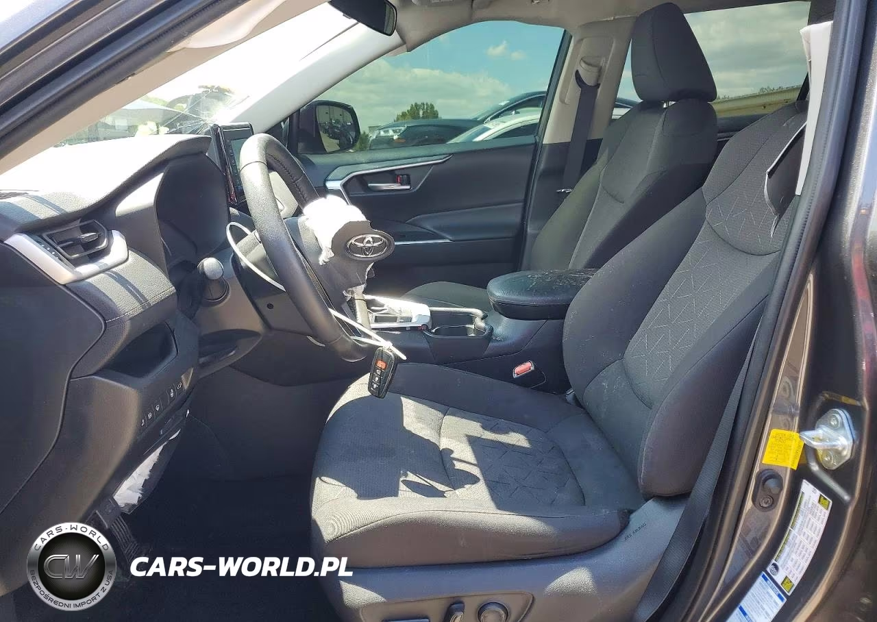 2021 Toyota Rav4 Xle VIN:2T3P1RFV1MC195029 - 7