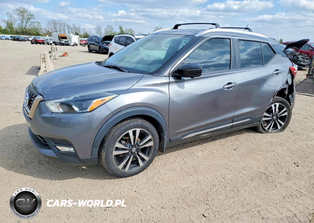 2019 Nissan Kicks Sr