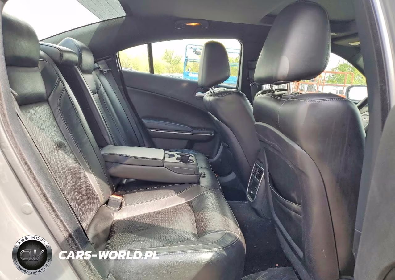 2019 Dodge Charger Sxt VIN:2C3CDXBG9KH725734 - 10