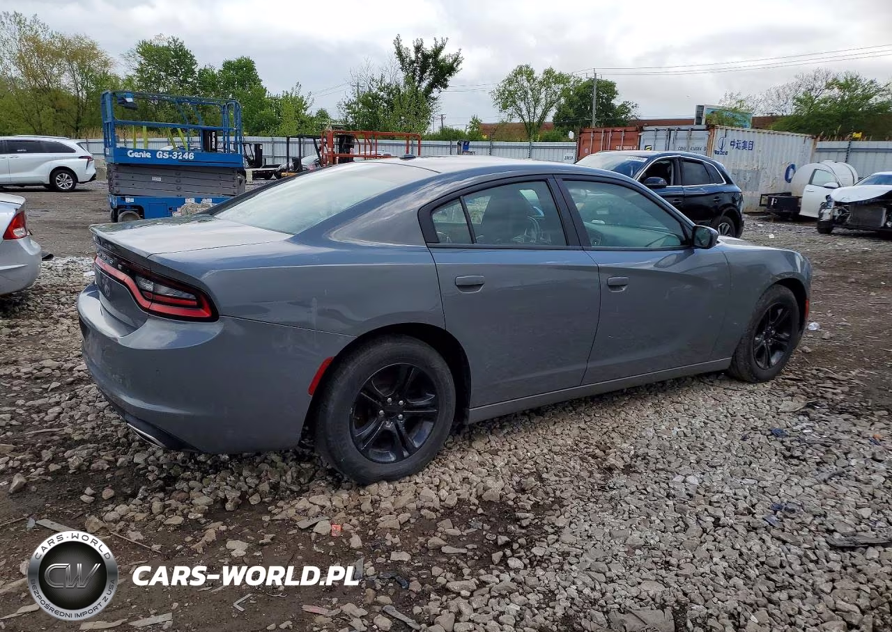 2019 Dodge Charger Sxt VIN:2C3CDXBG9KH725734 - 3