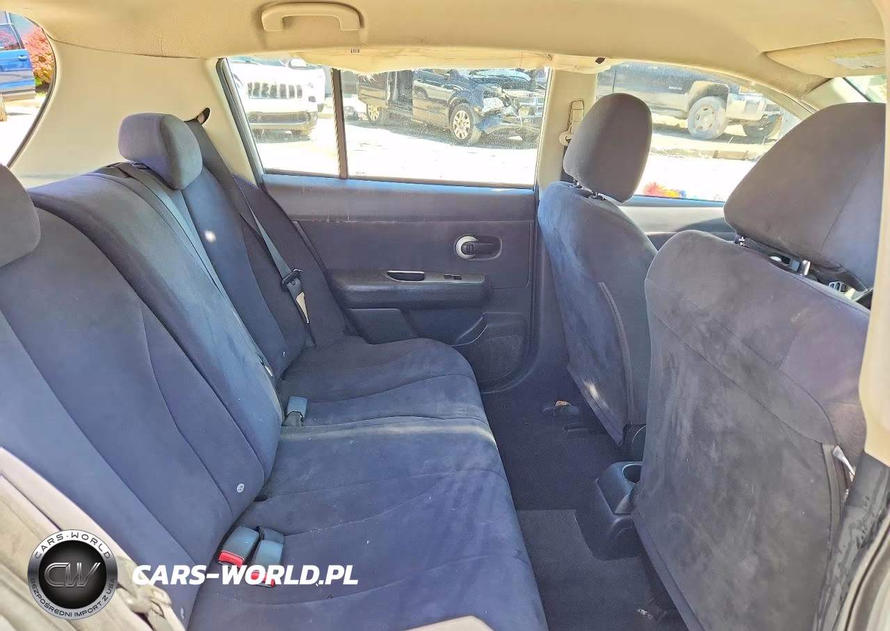 2008 Nissan Versa 1.8 S VIN:3N1BC13E48L385108 - 11