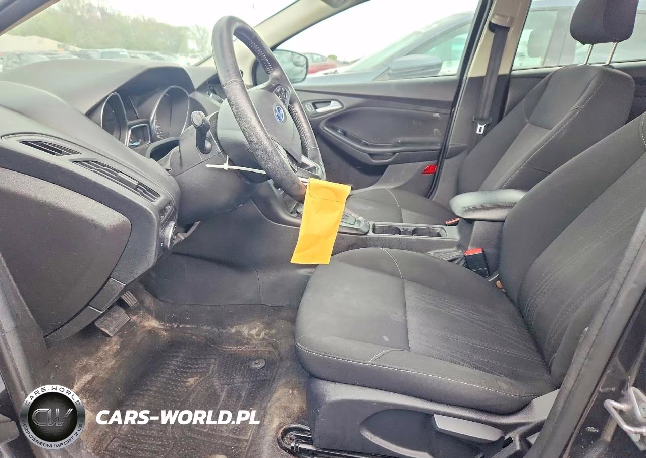 2018 Ford Focus Se VIN:1FADP3K22JL300853 - 7