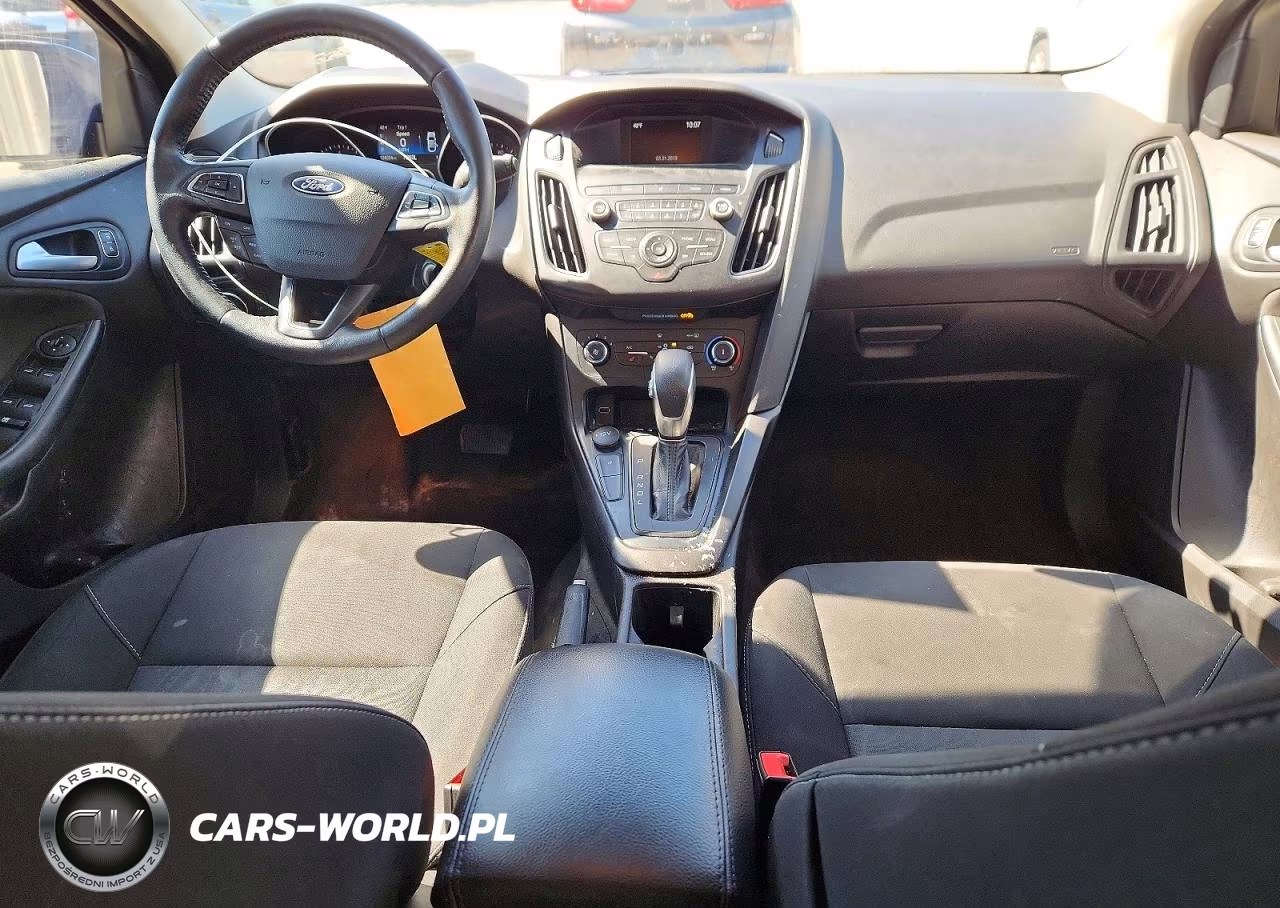 2018 Ford Focus Se VIN:1FADP3K22JL300853 - 8