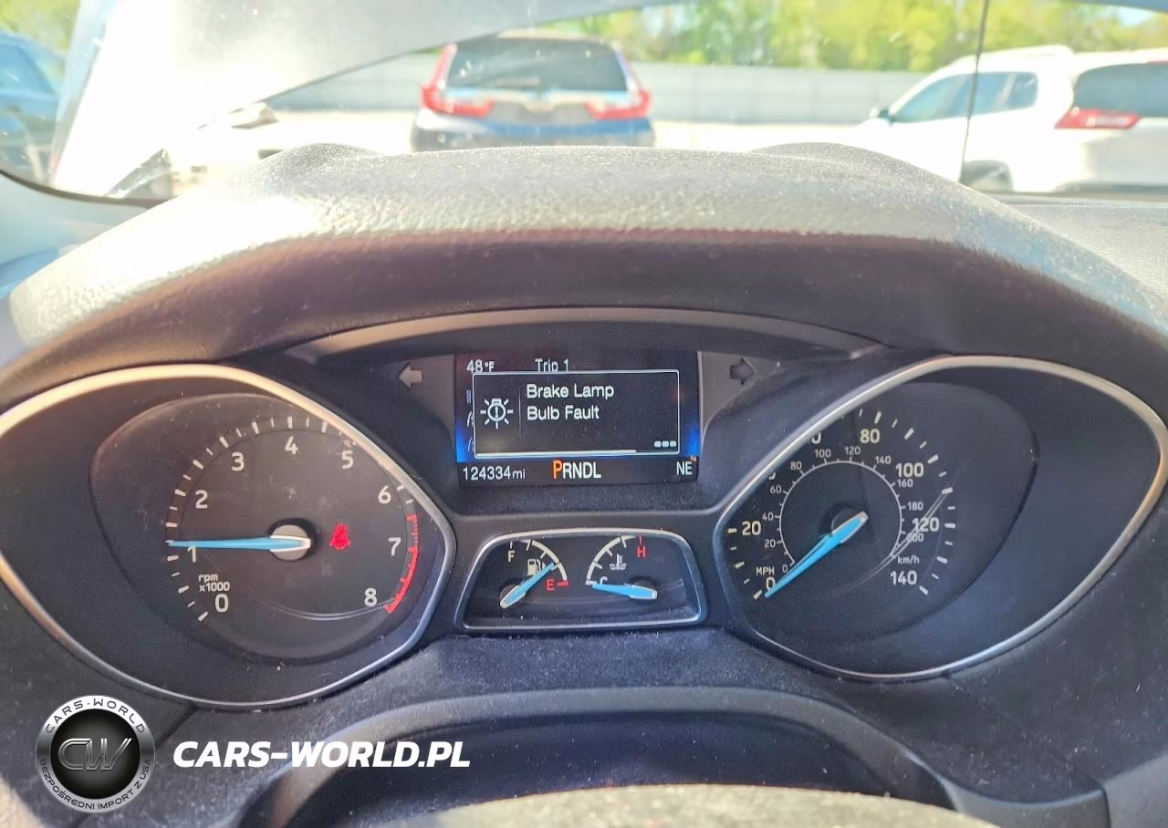 2018 Ford Focus Se VIN:1FADP3K22JL300853 - 9
