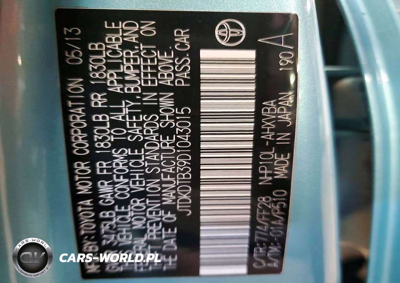 2013 Toyota Prius C Two VIN:JTDKDTB39D1043015 - 12