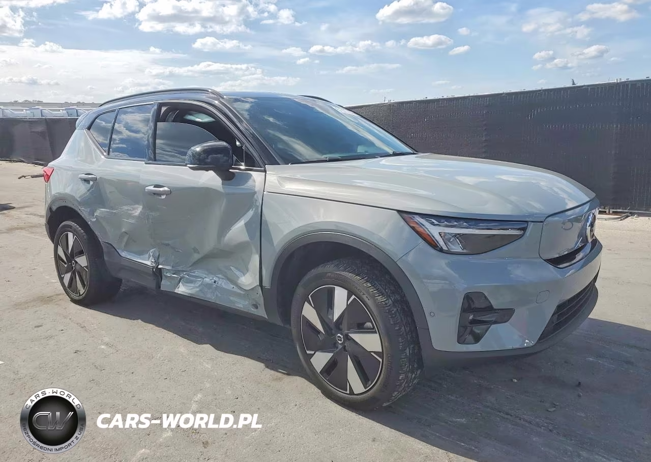 2024 Volvo Xc40 Recharge Plus VIN:YV4EH3HL2R2238249 - 4