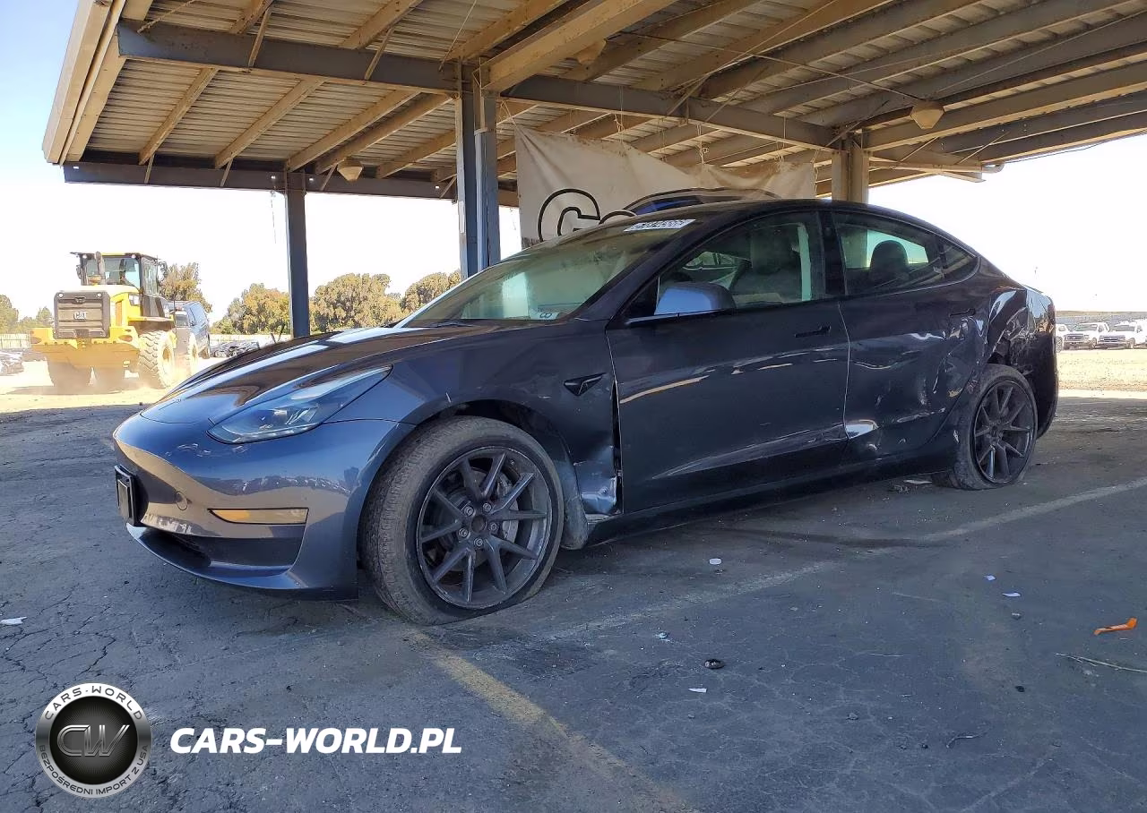 2023 Tesla Model 3 – zdjęcie 1 z 12