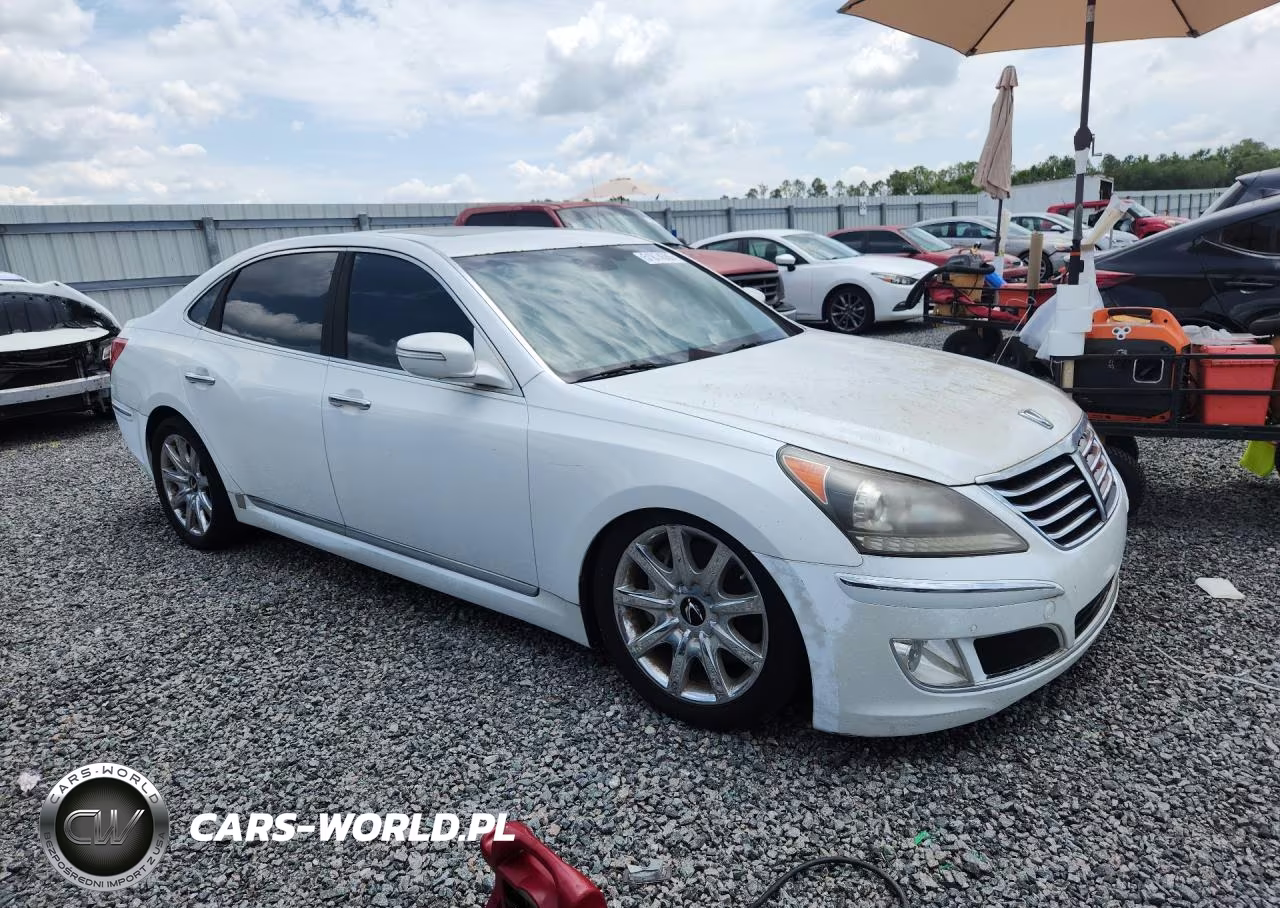 2013 Hyundai Equus Signature VIN:KMHGH4JH2DU058124 - 4