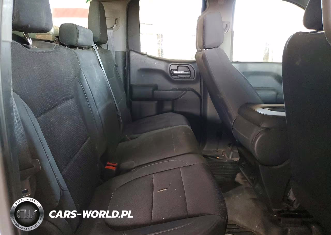 2019 Chevrolet Silverado C1500 VIN:1GCRWAEH5KZ311352 - 10