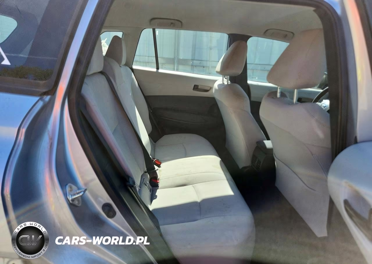 2023 Toyota Corolla Cross L VIN:7MUAAAAG4PV065742 - 11