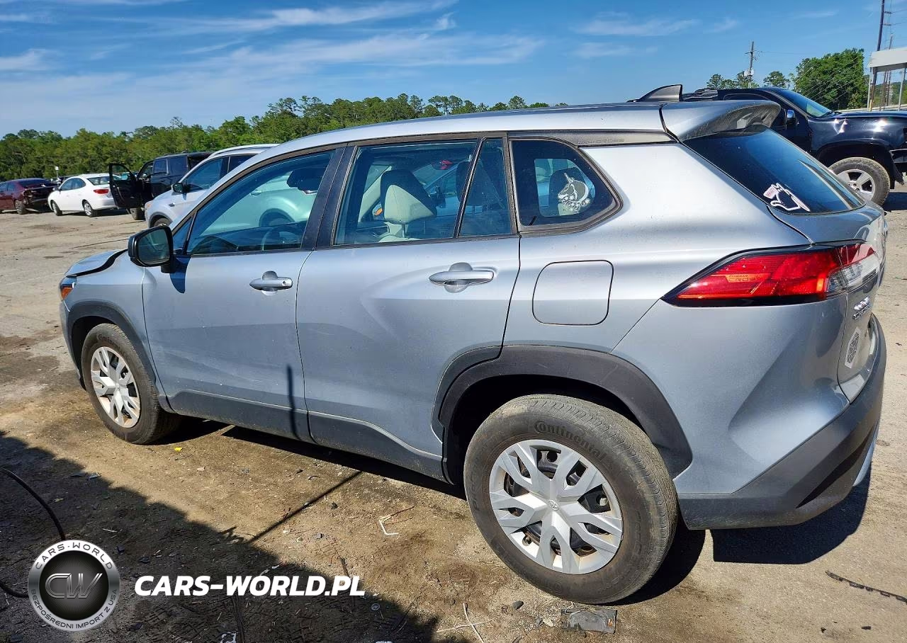 2023 Toyota Corolla Cross L VIN:7MUAAAAG4PV065742 - 2