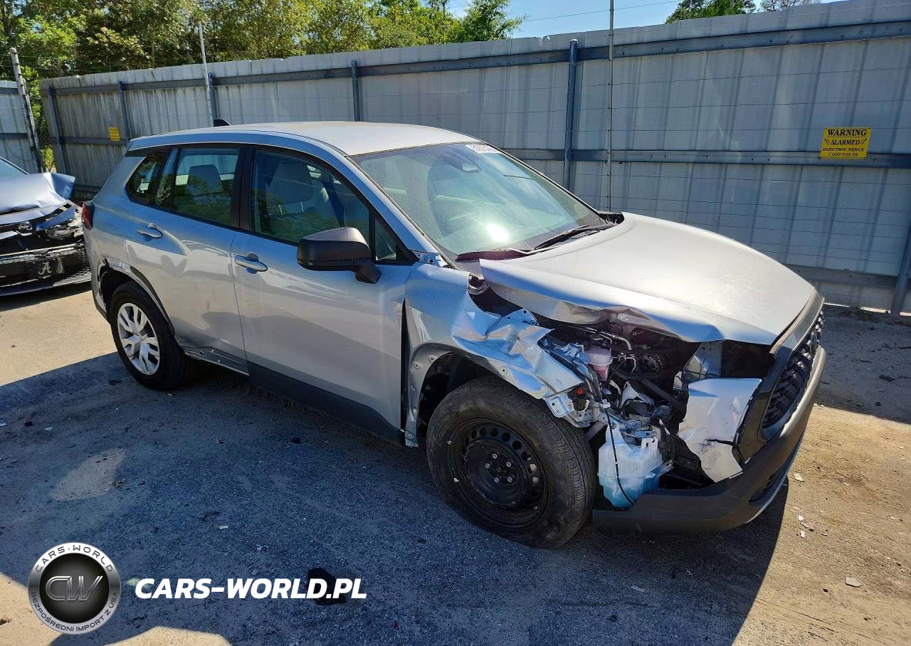 2023 Toyota Corolla Cross L VIN:7MUAAAAG4PV065742 - 4