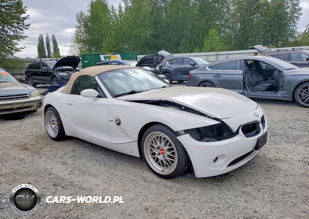 2004 BMW Z4 3.0 VIN:4USBT53544LU07371 - 4