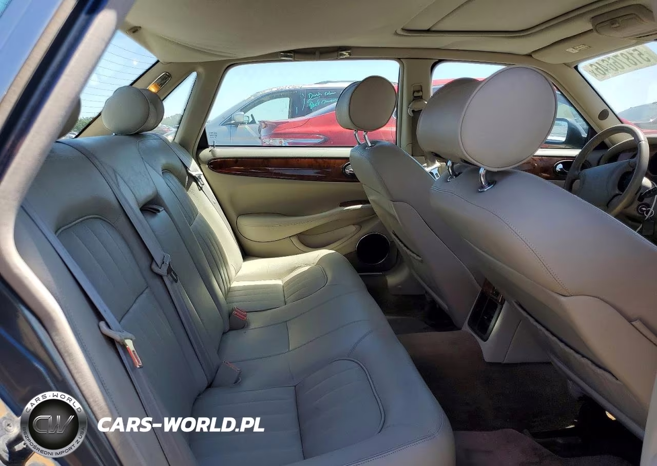 JAGUAR XJ8 VIN:SAJHX1247WC841374 - 10