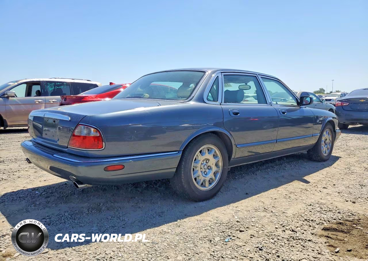 JAGUAR XJ8 VIN:SAJHX1247WC841374 - 3