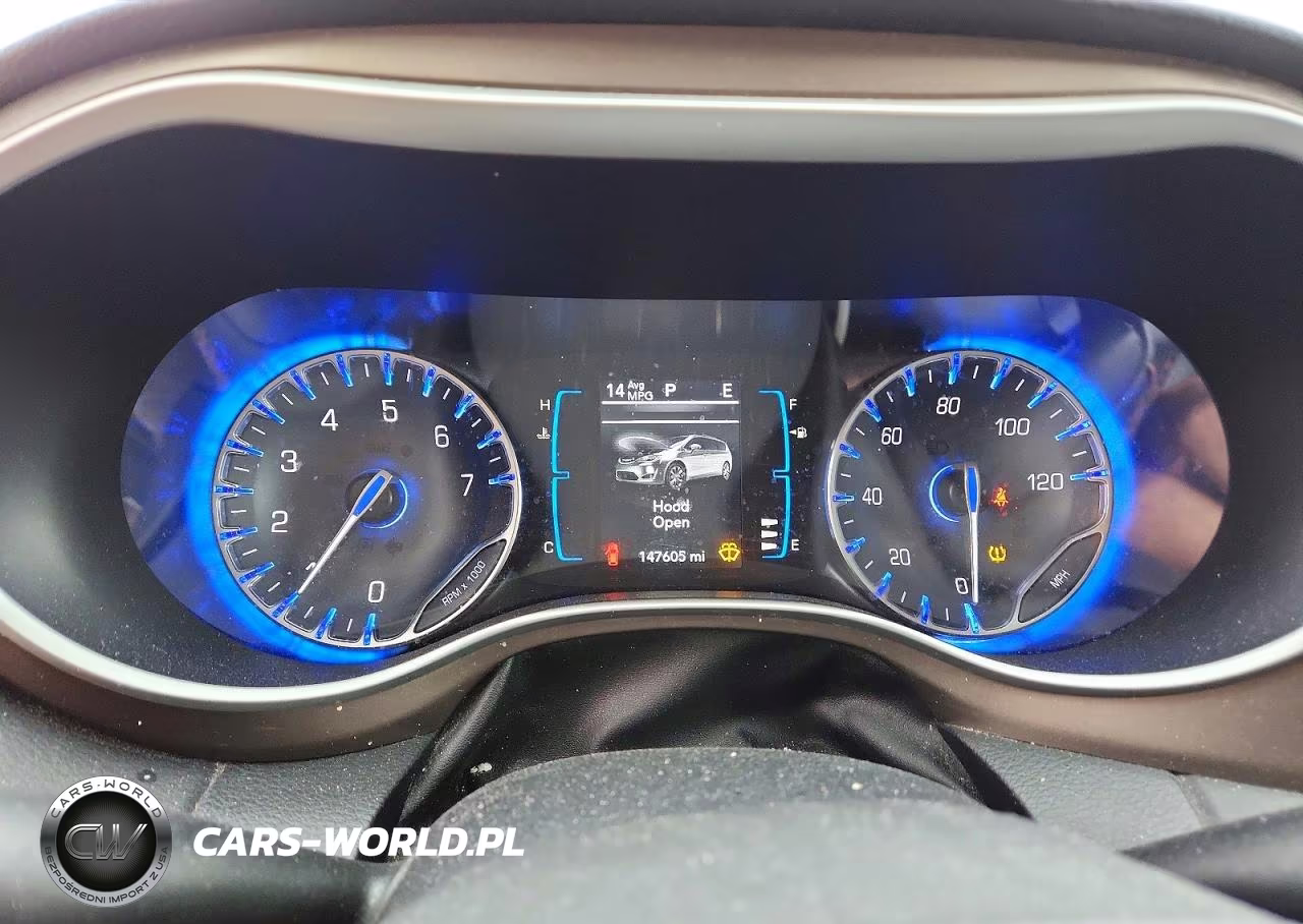 2017 Chrysler Pacifica Touring L VIN:2C4RC1BG8HR540227 - 9