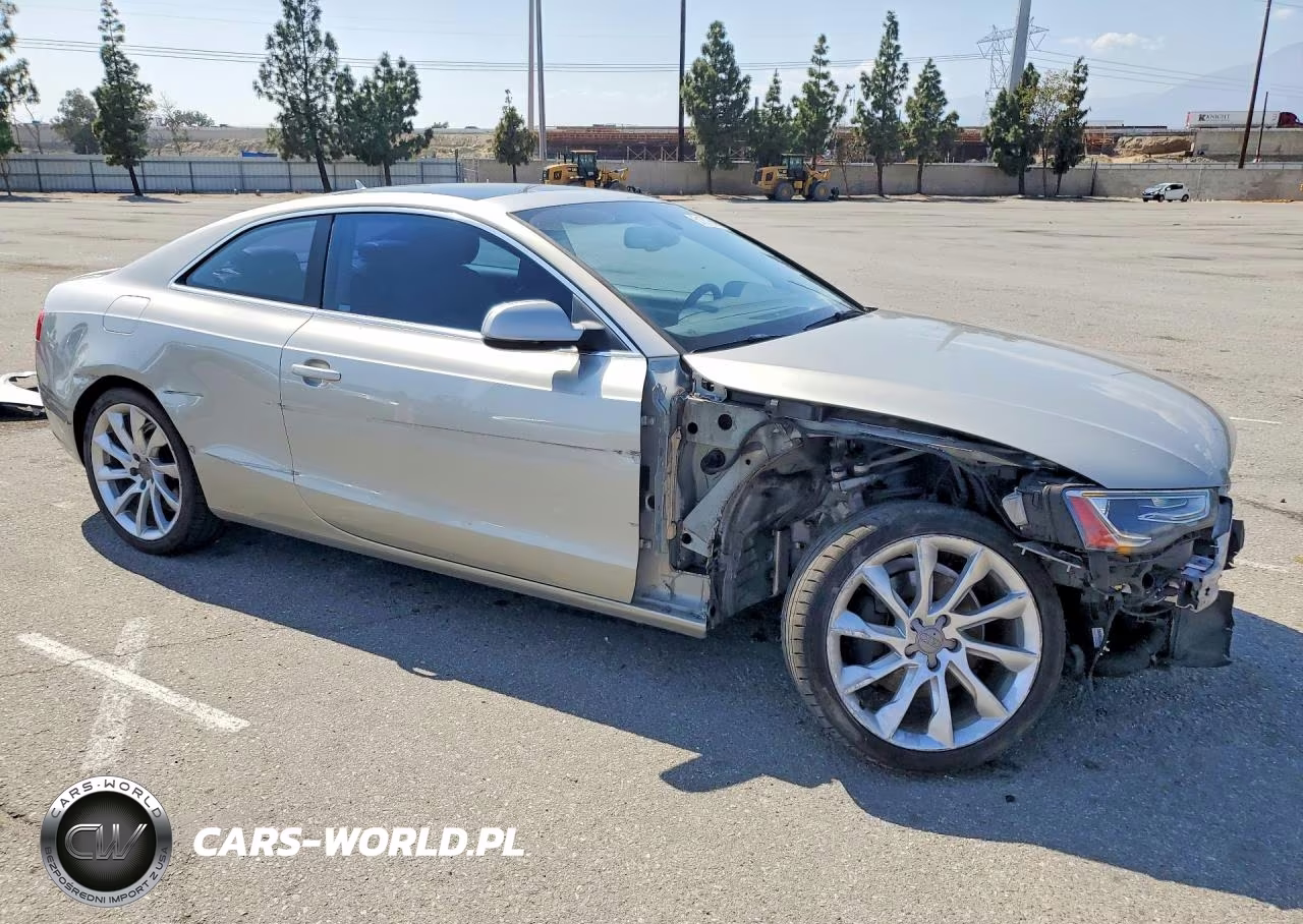 2013 Audi A5 Premium Plus VIN:WAULFAFR6DA031533 - 4