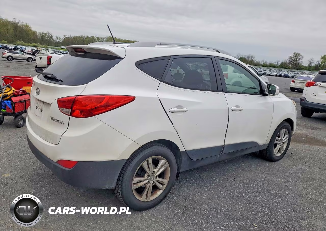 2013 Hyundai Tucson Gls VIN:KM8JU3AC6DU761032 - 3