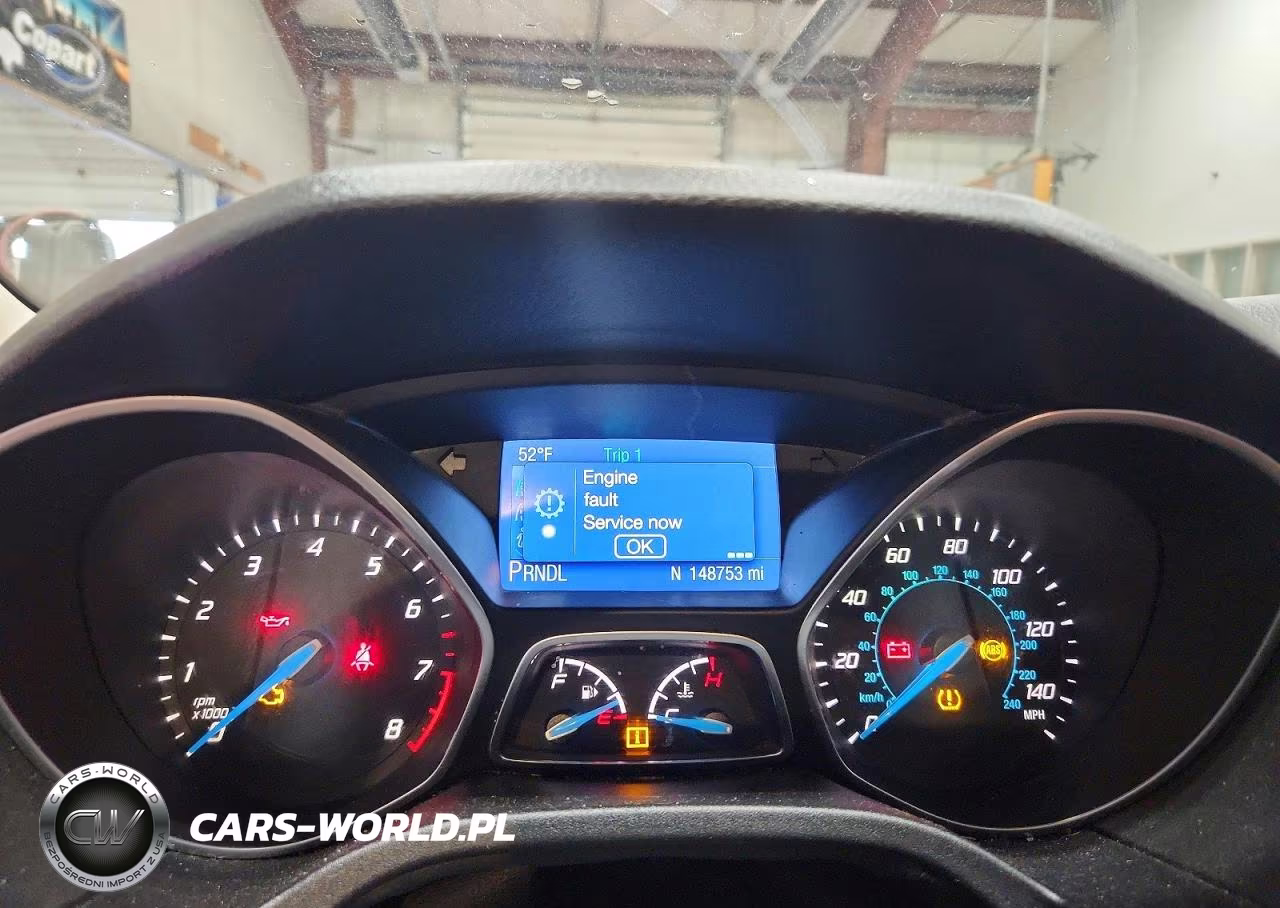 2014 Ford Focus Se VIN:1FADP3F23EL295579 - 9