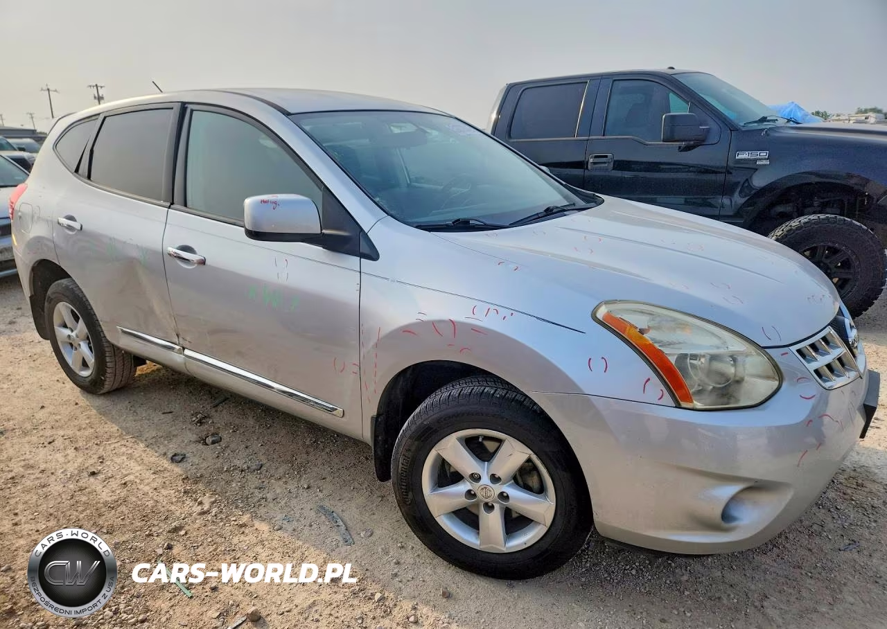 2013 Nissan Rogue S VIN:JN8AS5MT9DW507552 - 4