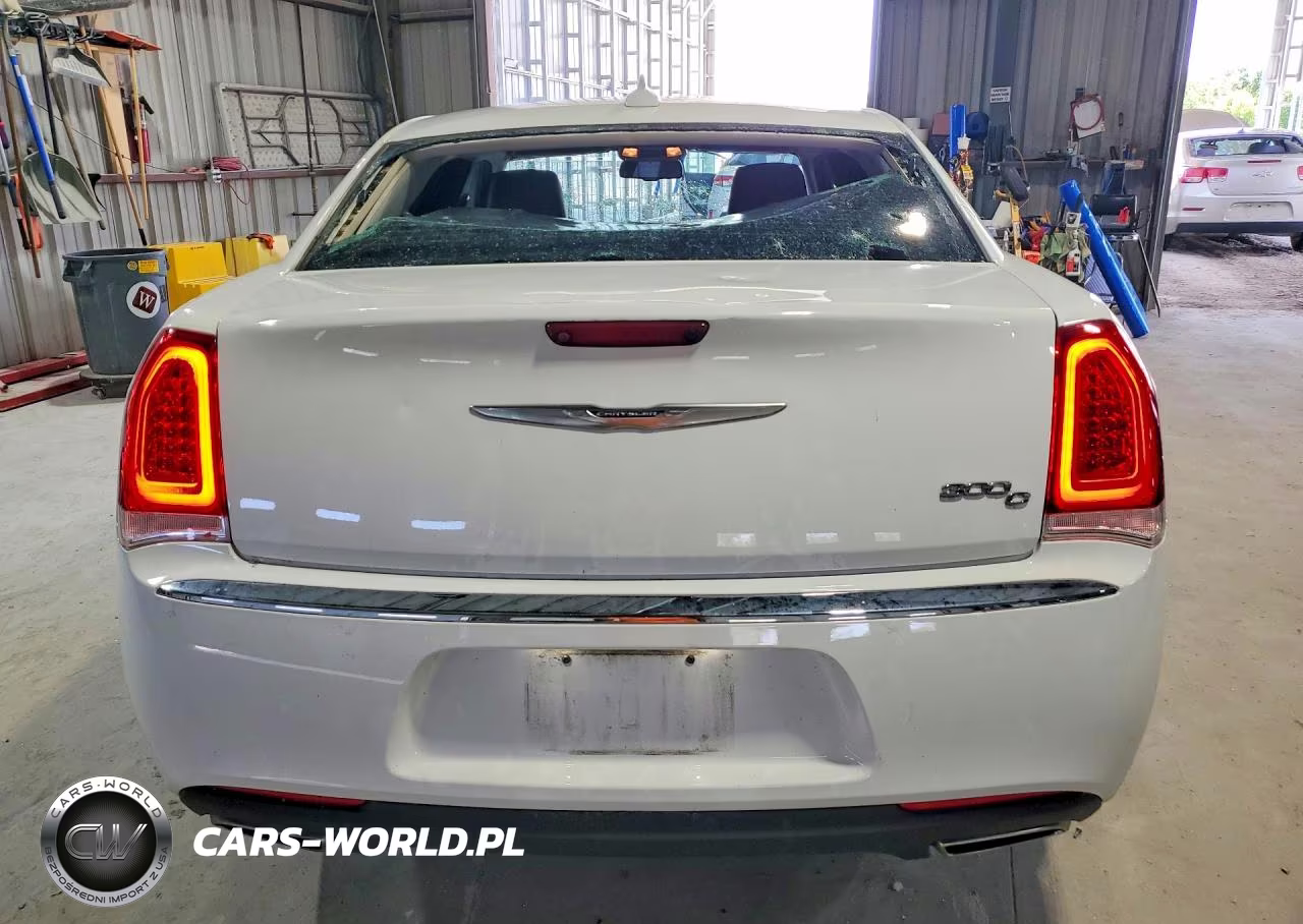 2016 Chrysler 300C VIN:2C3CCAEG7GH348498 - 6