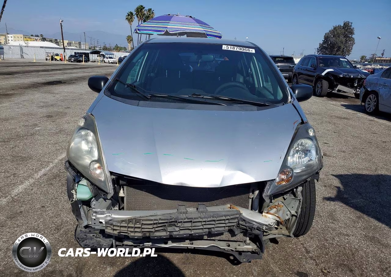2011 Honda Fit VIN:JHMGE8H34BC023309 - 5