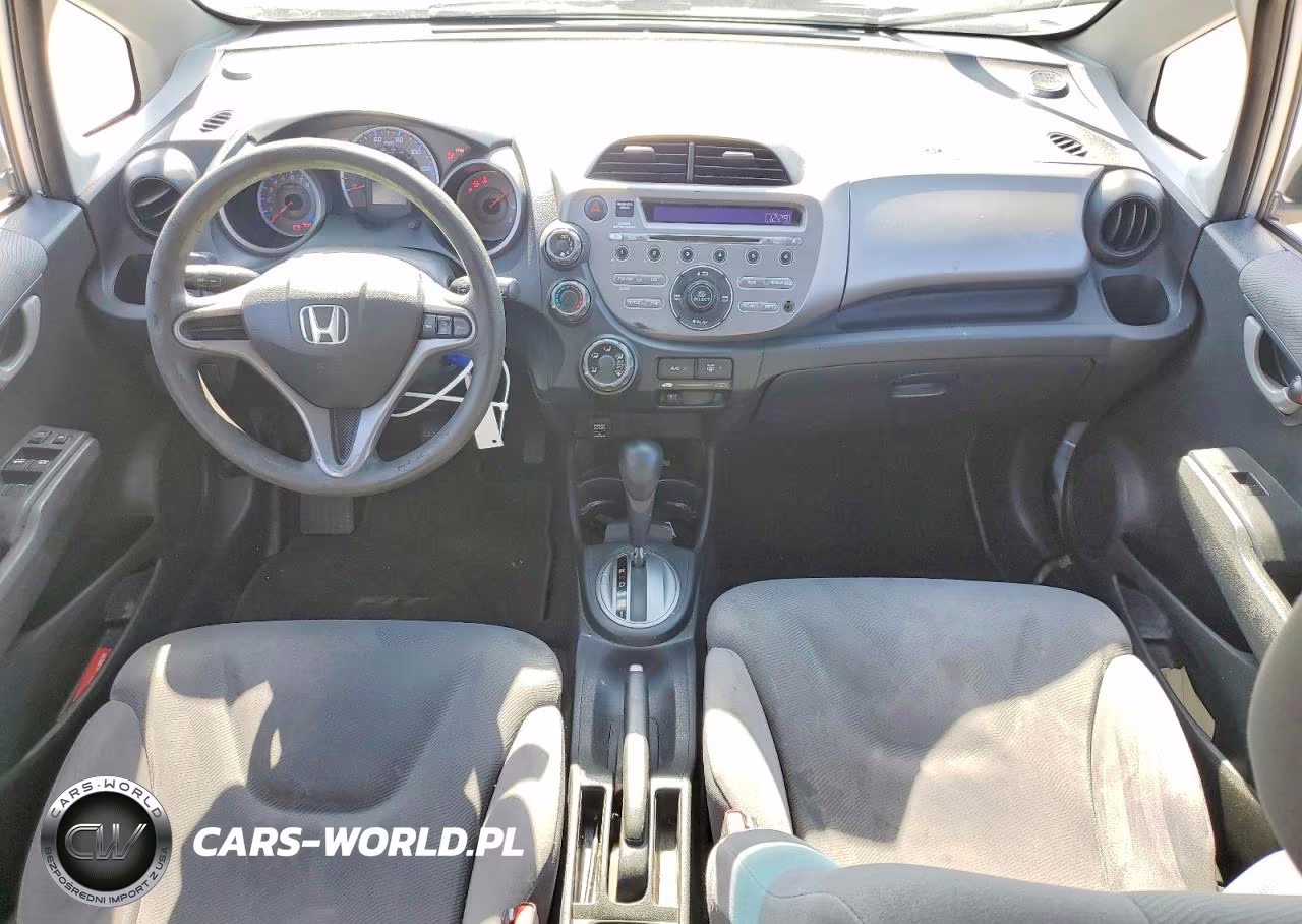 2011 Honda Fit VIN:JHMGE8H34BC023309 - 8