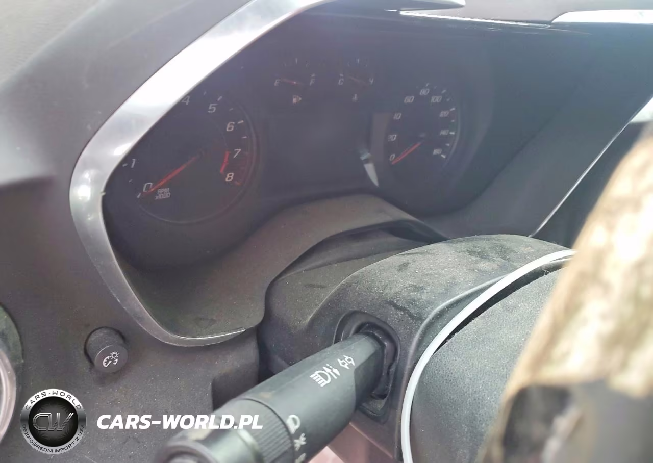 2020 Chevrolet Camaro Ls VIN:1G1FB3DX8L0120607 - 9