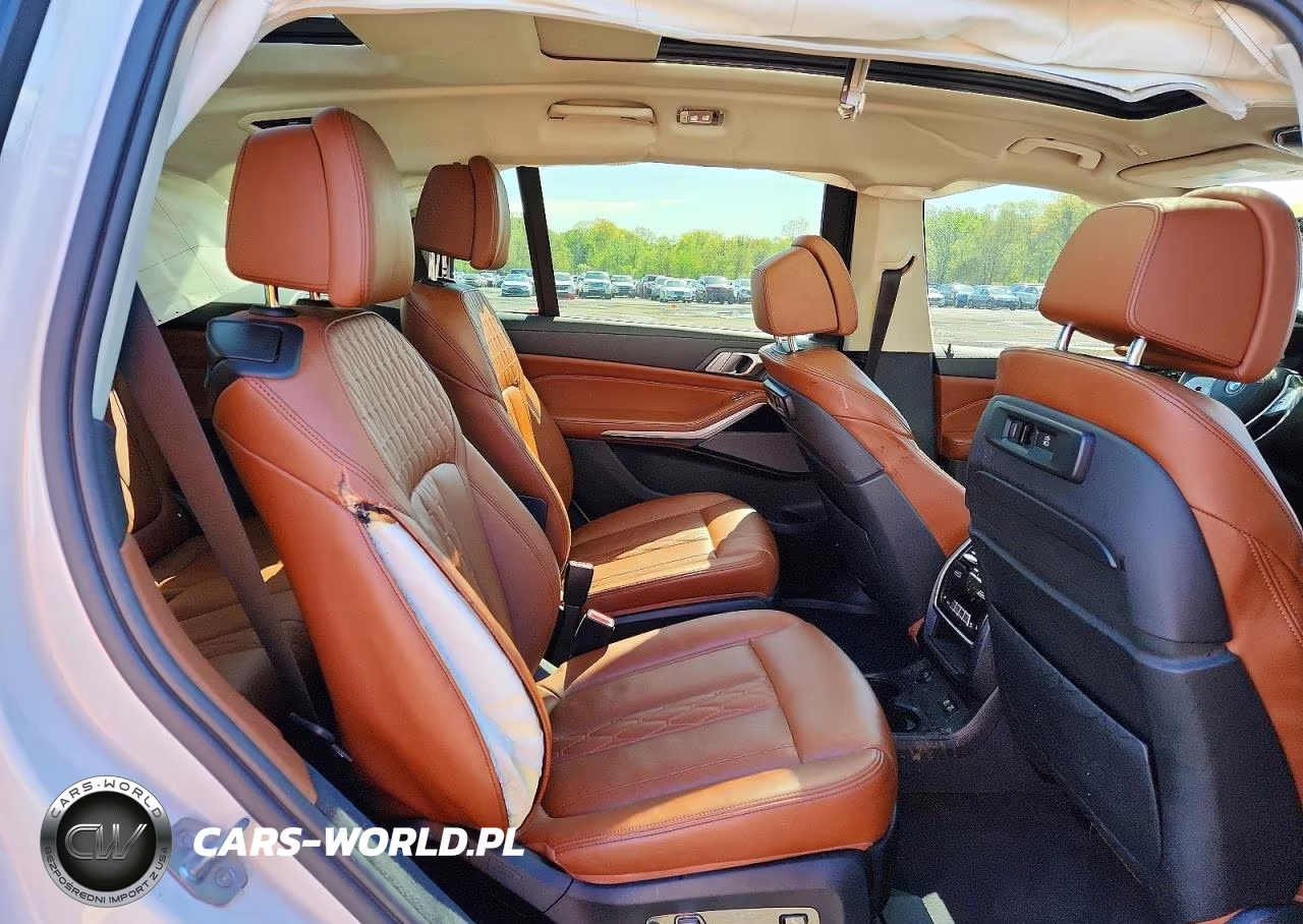 2019 BMW X7 xDrive40I VIN:5UXCW2C56KL086896 - 11