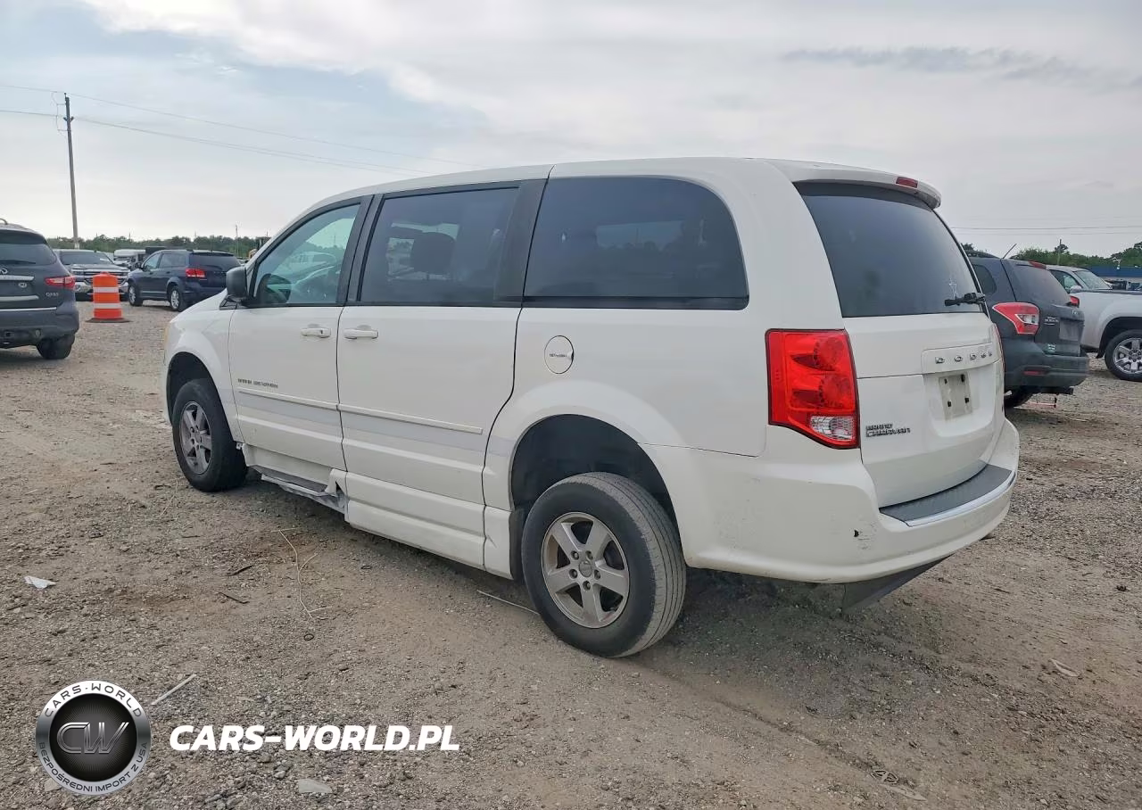 2011 Dodge Grand Caravan Express VIN:2D4RN4DG0BR770038 - 2