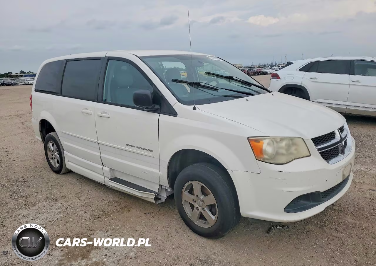 2011 Dodge Grand Caravan Express VIN:2D4RN4DG0BR770038 - 4