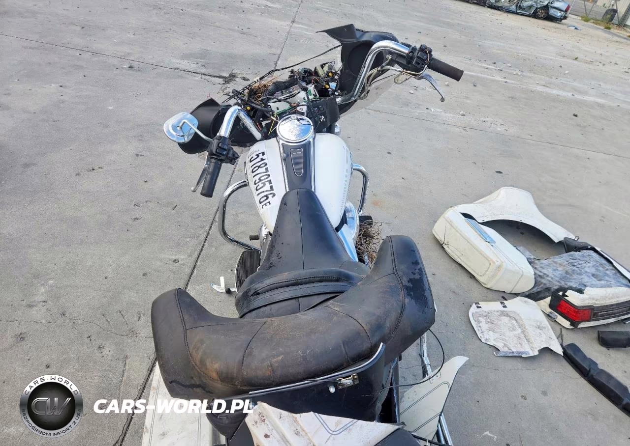 2006 Harley-Davidson Flhtcui VIN:1HD1FCW186Y645539 - 6