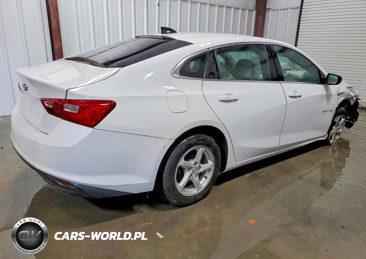 2017 Chevrolet Malibu Ls VIN:1G1ZC5ST0HF215155 - 3