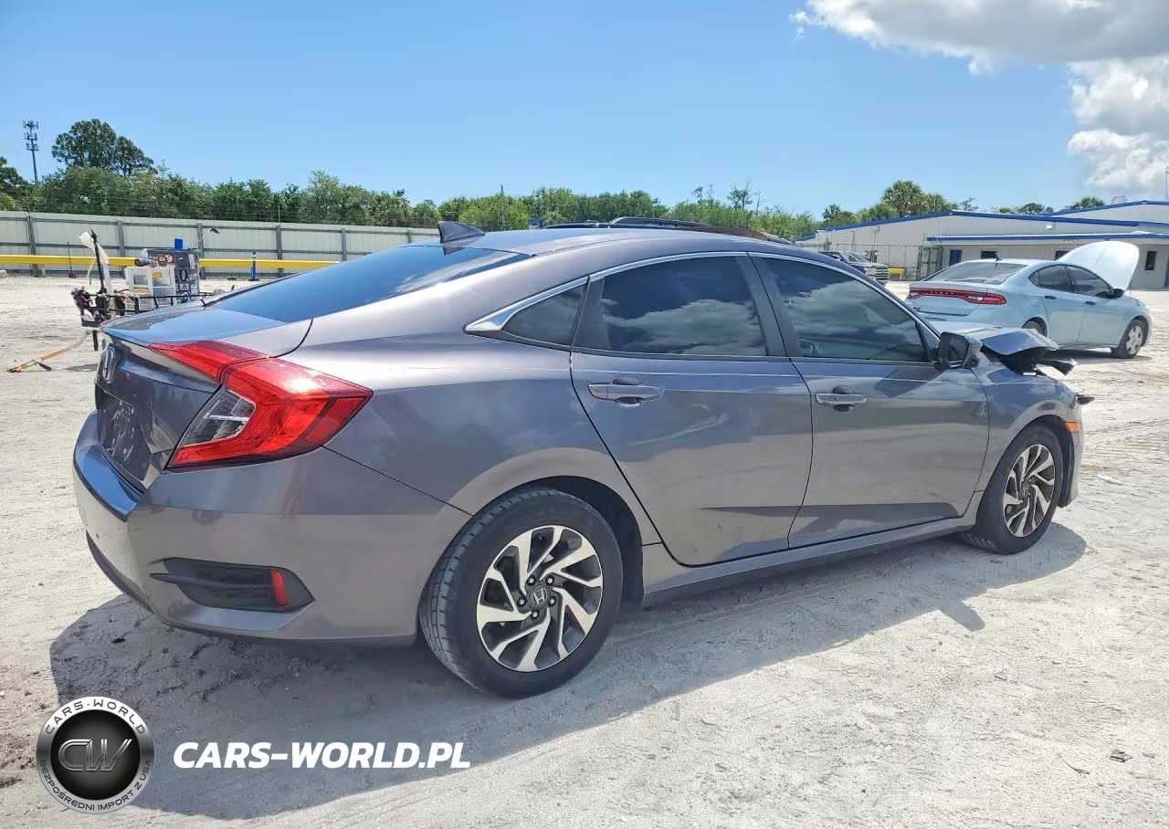 2017 Honda Civic Ex VIN:19XFC2F79HE044132 - 3