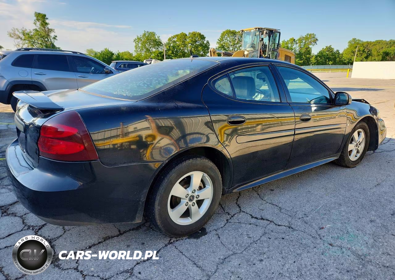 2006 Pontiac Grand Prix VIN:2G2WP552661208978 - 3