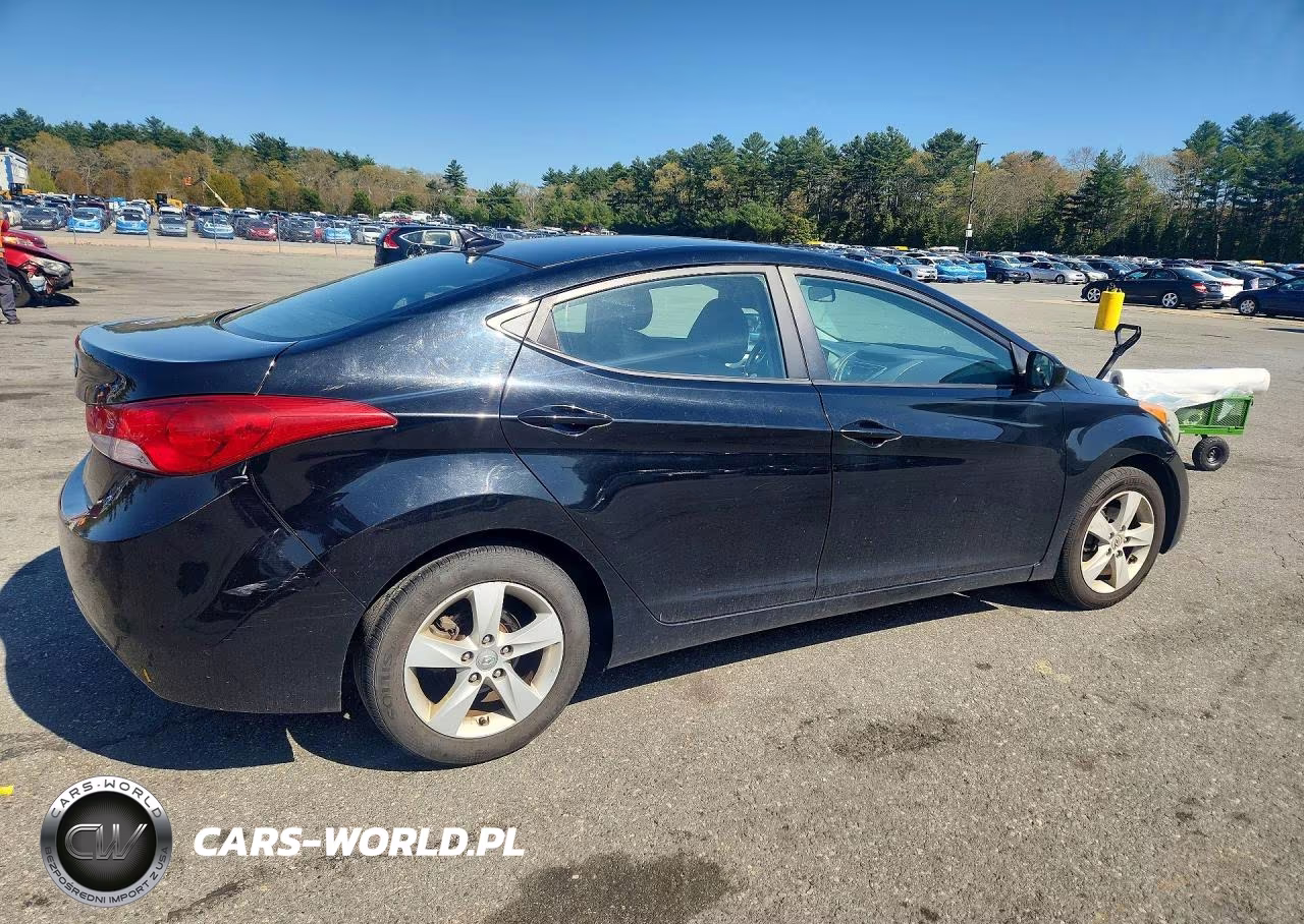 2011 Hyundai Elantra Gls VIN:5NPDH4AE6BH039354 - 3