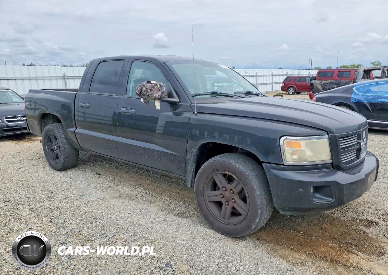 2008 Dodge Dakota Sport VIN:1D7HW68N98S584568 - 4